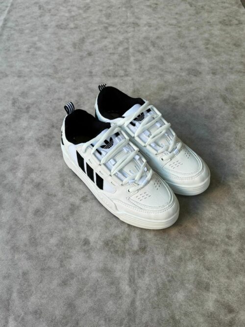 Adidas 2000 Blancas Línea Negra