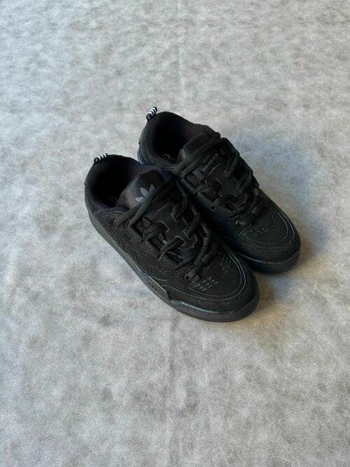 Adidas 2000 Total Black