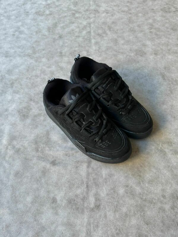 Adidas 2000 Total Black