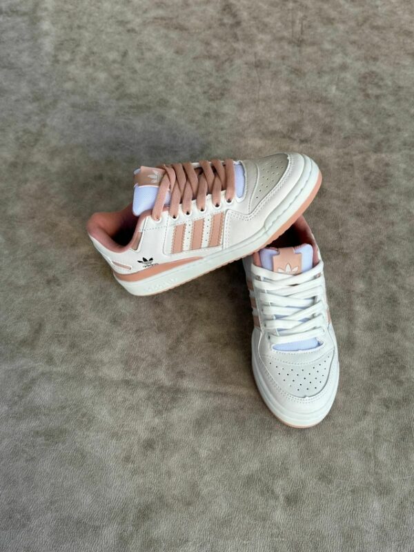 Adidas Forum salmón