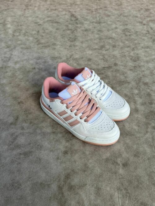 Adidas Forum salmón