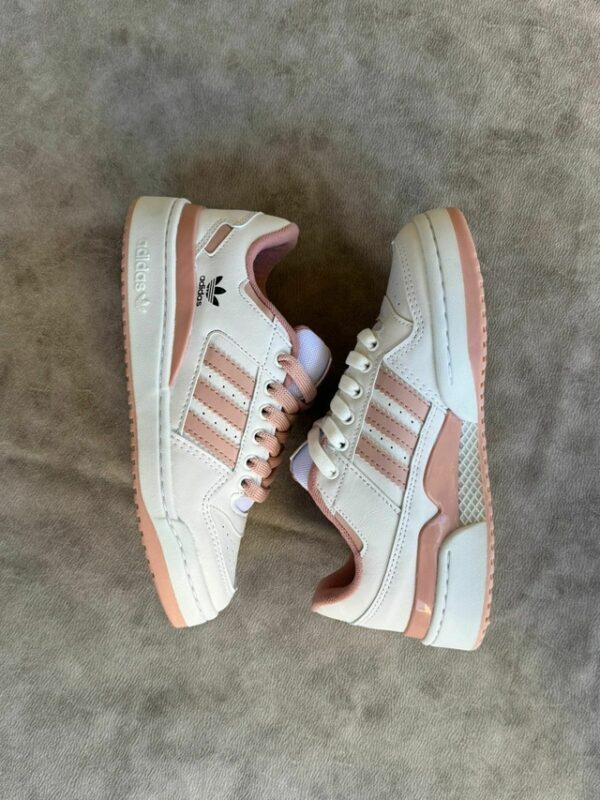 Adidas Forum salmón
