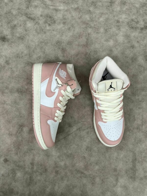 Jordan Low 1 Rosa