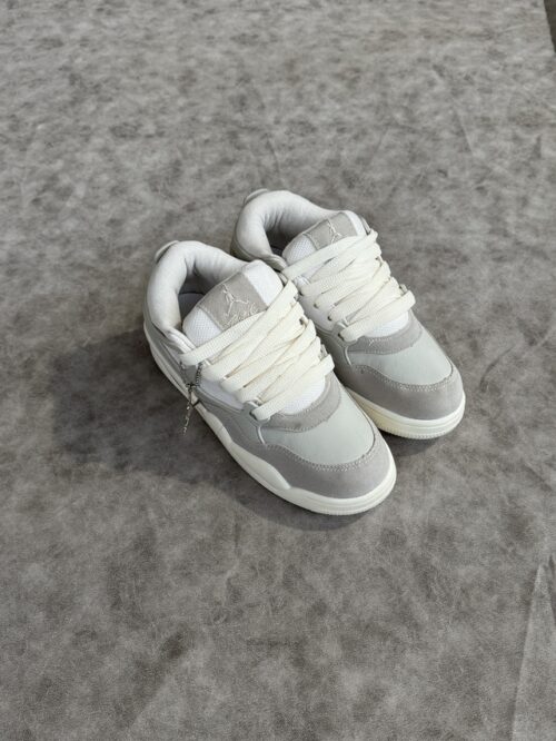 Jordan Flight Beige