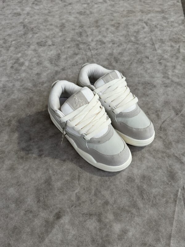 Jordan Flight Beige