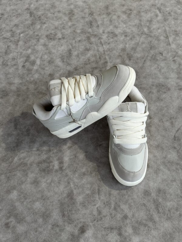 Jordan Flight Beige