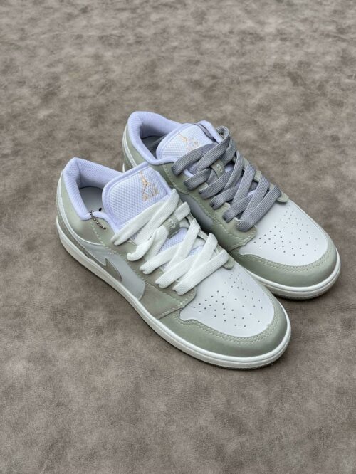 Jordan low 1 Gris